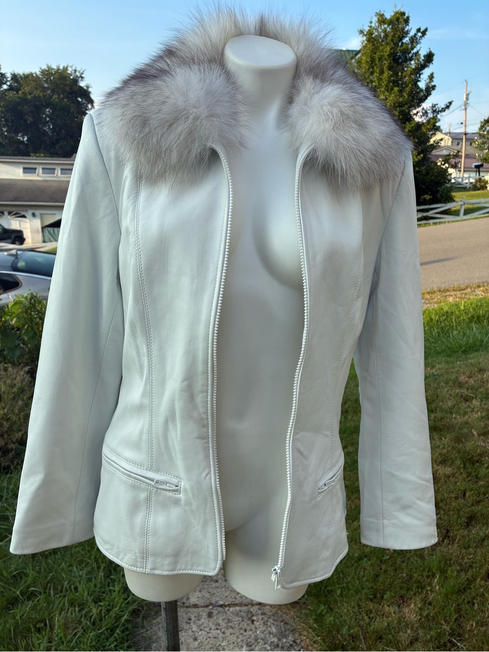 Ferrara Women's white leather Jacket with Fox Fur Trim-S  *Rare